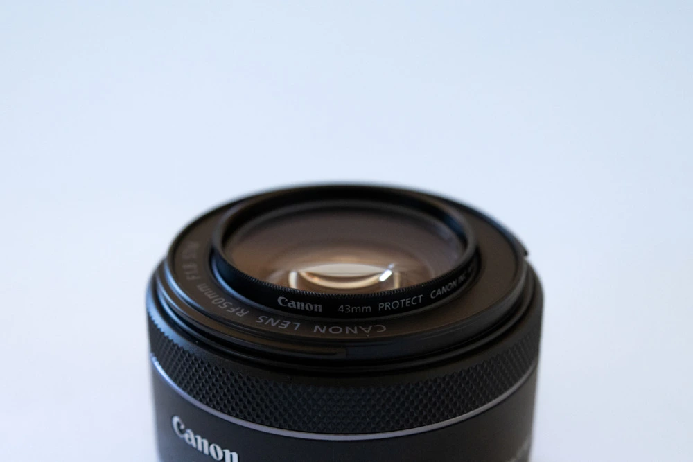 RF50mm F1.8 STM】Canonのミラーレス初心者マストレンズ | モノスクラム